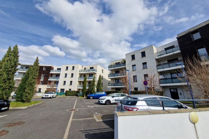 LAUNAGUET, 1 Chambre Chambres, ,1 Salle de bainsSalle de bain,Appartement,A vendre,1108