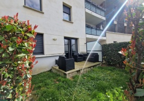 LAUNAGUET, 1 Chambre Chambres, ,1 Salle de bainsSalle de bain,Appartement,A vendre,1108