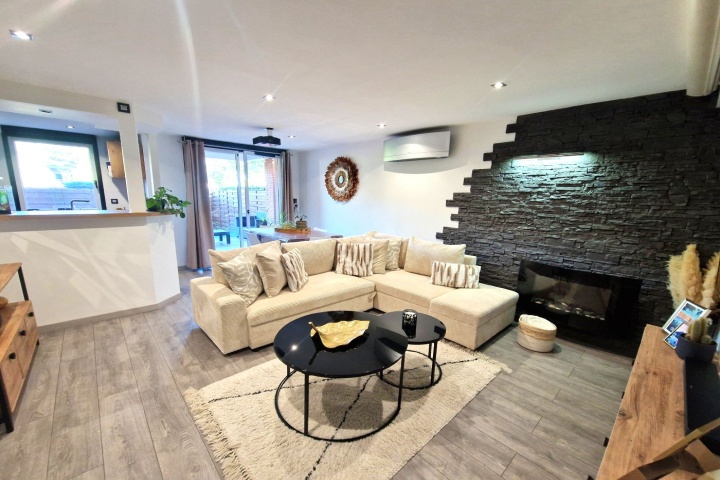 FONSORBES, 1 Chambre Chambres, ,1 Salle de bainsSalle de bain,Appartement,A vendre,1114