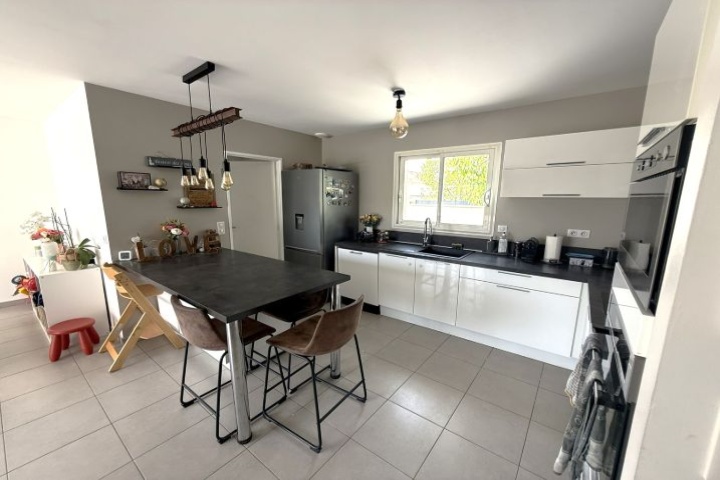 SAINT LYS, 0 , 0 ,0,Maison,A vendre,0,1118